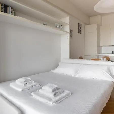 Italianway - Biancamano 2 * Milano