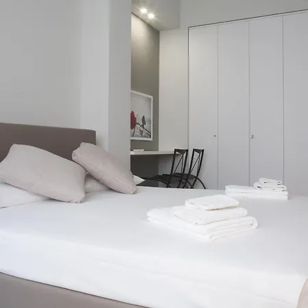 Bnbutler - Aquileia - Bilocale A Due Passi Da Navigli E Museo Scienza *