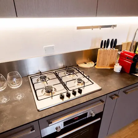 Due Passi Da Stazione Coffee + Wifi Apartment Mailand