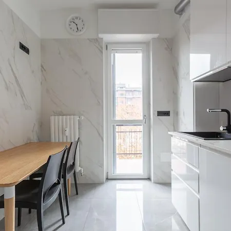 Bnbutler - Largo Promessi Sposi - Moderno E Confortevole Daire