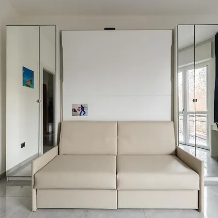 Bnbutler - Largo Promessi Sposi - Moderno E Confortevole Daire *