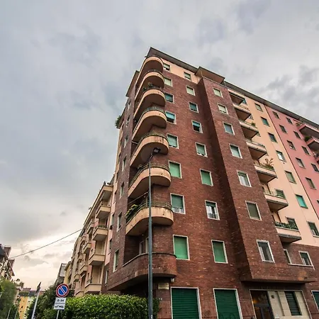 The Rent - Viale Corsica * Milano