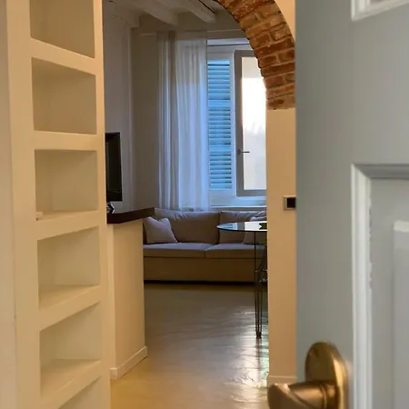 Fifty Eight Brera Apartment