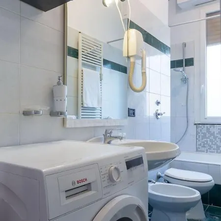 Hbhall Loreto 19 Apartman *