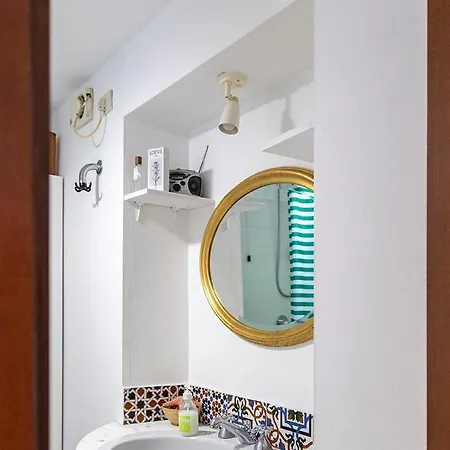 Monolocale Zona Navigli * Milan