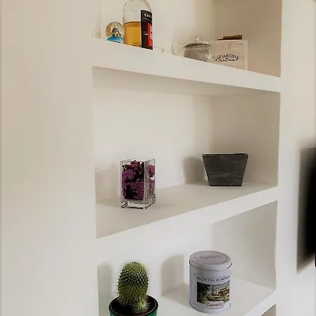 White Flat Puglie