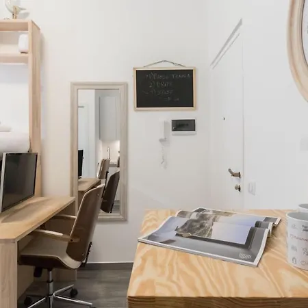 Appartement Atto Vannucci 15 B *