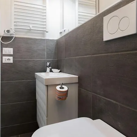 Atto Vannucci 15 B * Milan