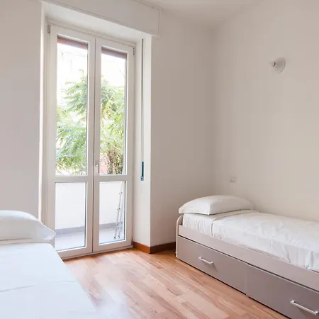 Youhosty - Lomazzo C 3 *