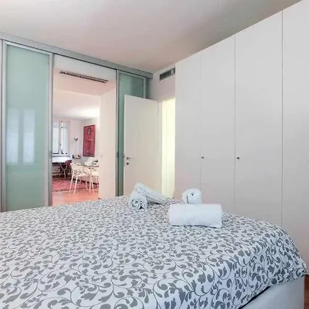 Brera Area Lovely Close To Piazza Duomo