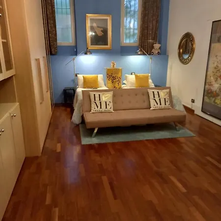 Apartmán  *