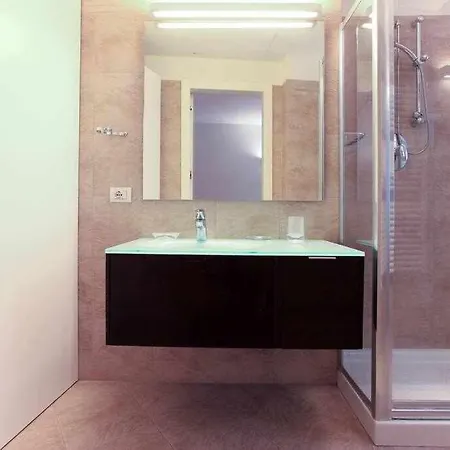 Brera Area Lovely Close To Piazza Duomo Appartement *