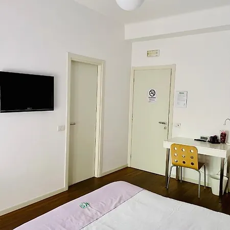 Via Padova 165 게스트하우스 밀라노