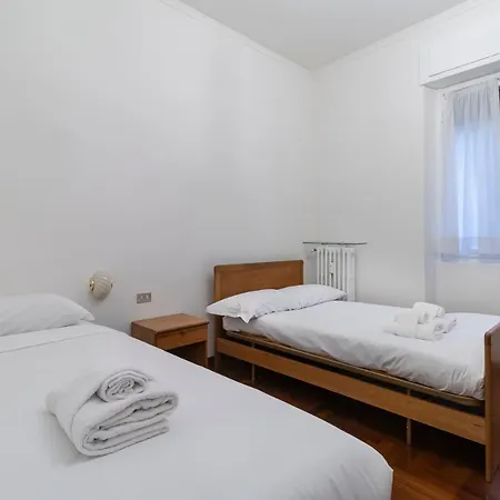 Apartment Big Flat Close To Lambrate - Gauzzi Master Guest *