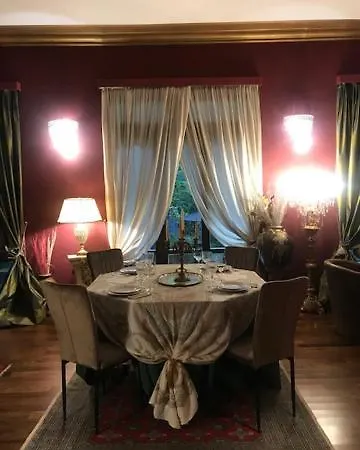 Luxury Boutique House