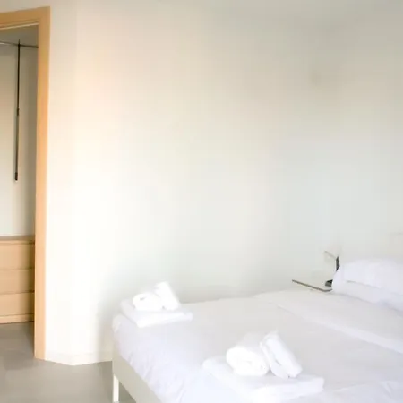 Bnbutler - Govone - Ampio E Luminoso Con Terrazza * Milaan