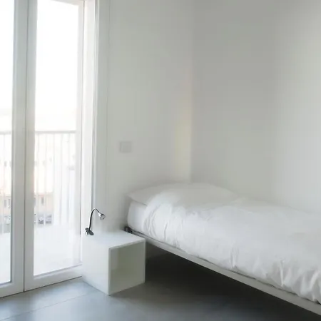 Bnbutler - Govone - Ampio E Luminoso Con Terrazza Appartement *
