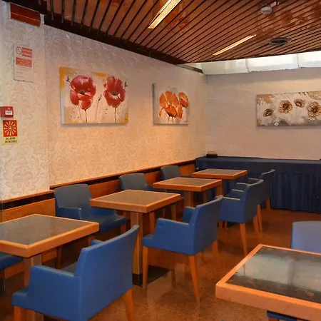 丽都酒店 3*