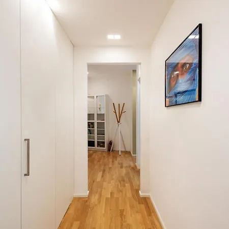 Easylife - Santa Maria Valle 4 - Duomo * Milánó