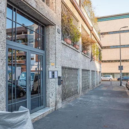 The Rent - Close To Porta Romana Milano
