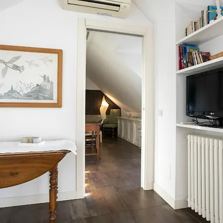 アパート San Vittore One Bedroom B By Halldis