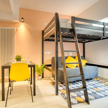 Appartamento Suzzani 273 Milano