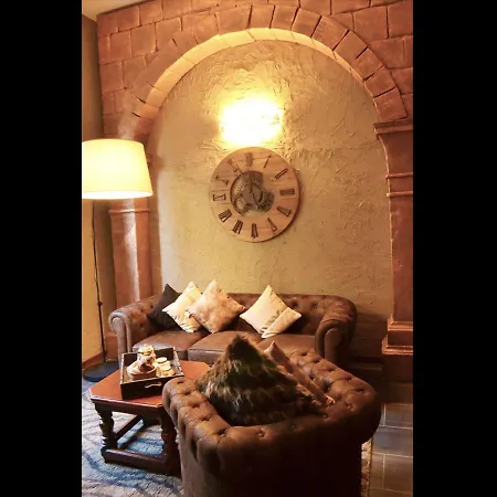 Luxury Boutique House Apartment