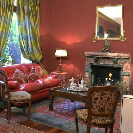 Luxury Boutique House *