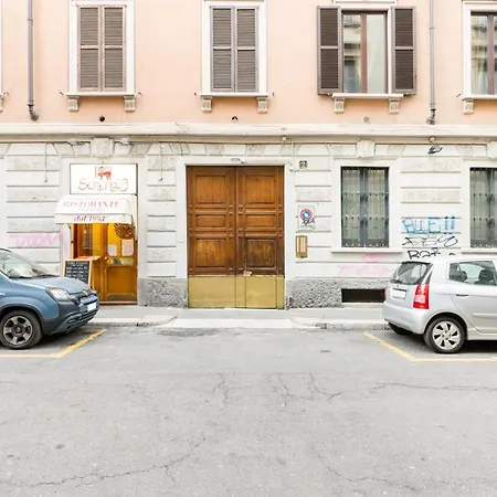 Guesthost - Cosy Brera & Moscova! ミラノ