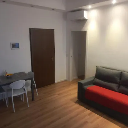 Bilocale 7 Piano Balcone Vista Skyline