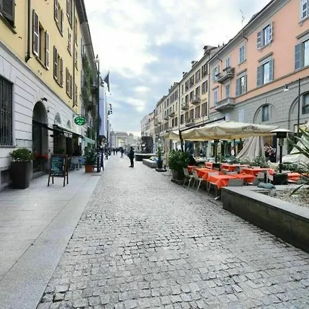 By Halldis * Milano