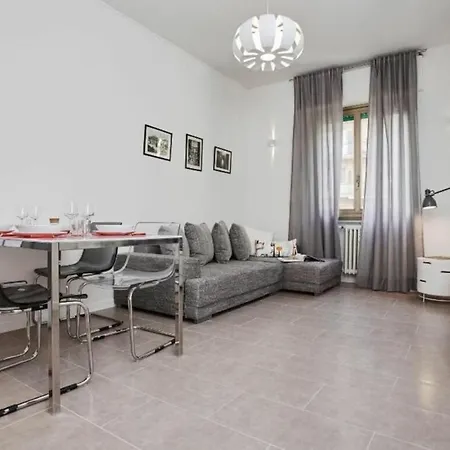 Apartman Fiuggi By Halldis Milánó