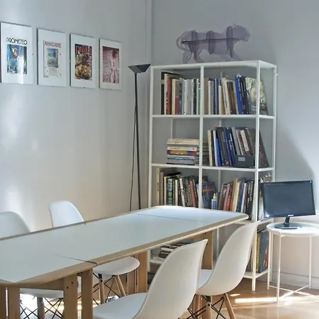 Liberty Two-room In Porta Venezia