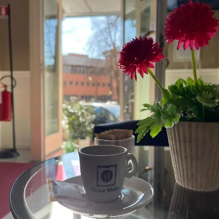 Aurelia 2* Milan