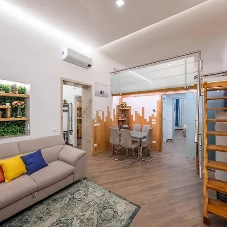 Daire Monem's House Portello *