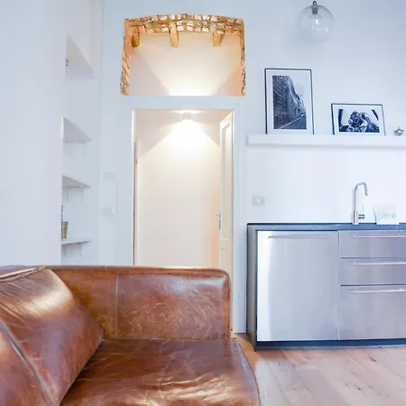 아파트 Montenero Flat - Elegant, Modern & Comfortable 밀라노