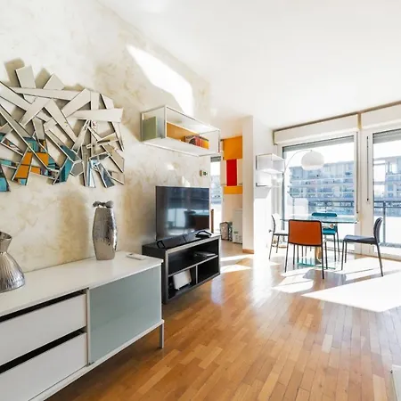 Rogoredo With Garage Appartement *