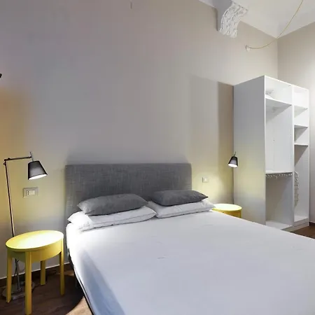Contempora - Porta Romana - Traviata Apartment *