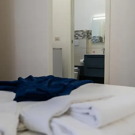Apartman L'arche Lodovico Il Moro - House On The Navigli River Milánó