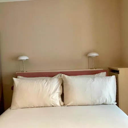Appartement Ca Bela - Moscova *