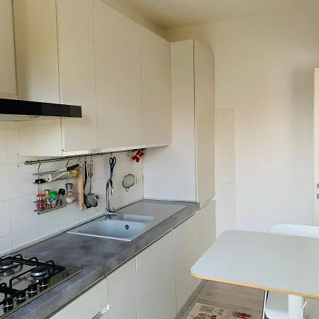 아파트 Trilocale In Zona Bocconi/navigli 밀라노