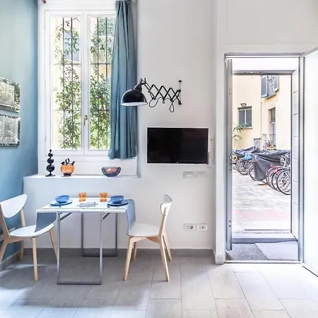 Altido Vibrant Studio For 3 Near The Centre Milão