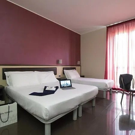Five 3* Mailand