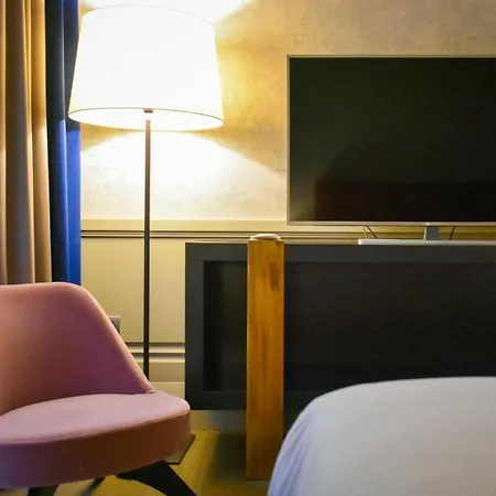 Palazzo Cornalia Milan