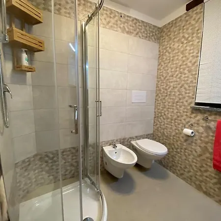 Open Space City Center Con Terrazzo E Due Bagni Milaan