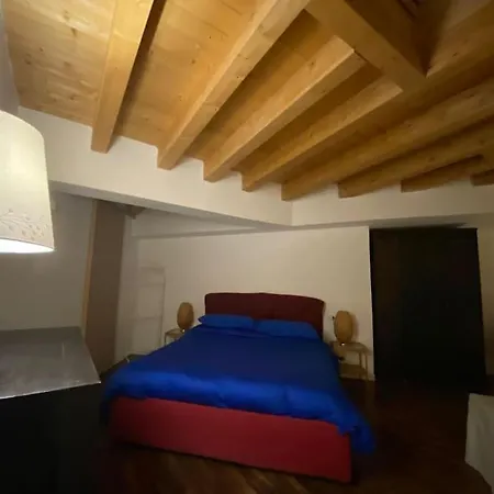 Open Space City Center Con Terrazzo E Due Bagni Appartement