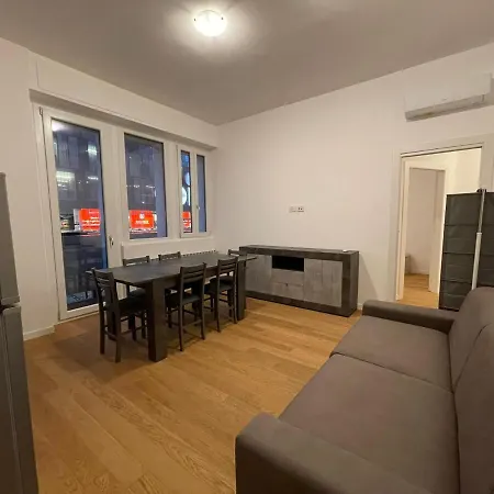 Farolfi Corso Di Porta Vittoria