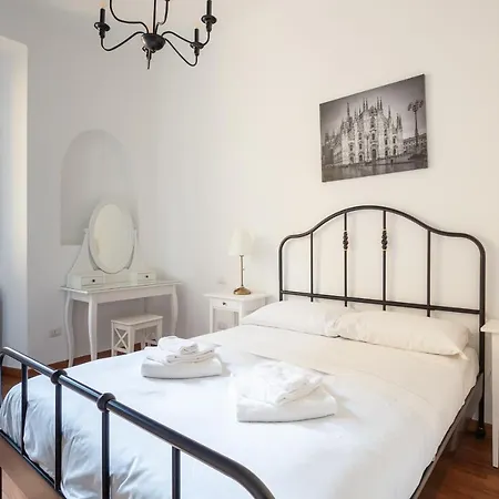 Renovated In Center - Commenda 21 Apartment