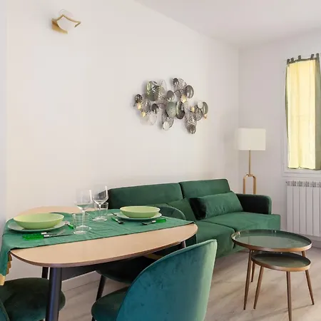 Renovated In Center - Commenda 21 شقة ميلان