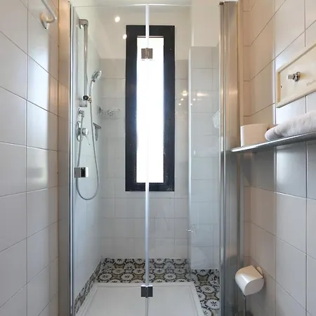 Primopiano - Ponzio Милан